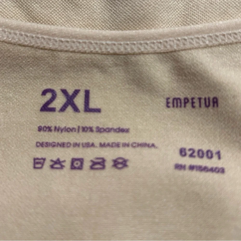 Empetua Scoop Neck Cami - Picture 5 of 8